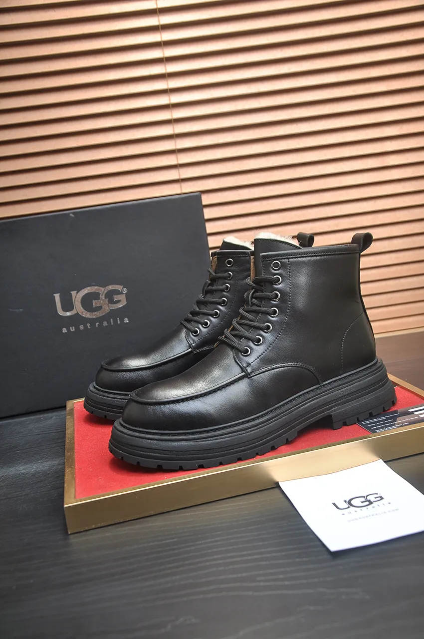Men's shoes 💰680💶【UGG】(full genuine wool lining) Please pay attention to the quality of the original order and compare the thickness of the wool 🏮🏮Hot style Martin boots from Australia's warm luxury brand men's shoes, official website synchronization, Beckham men's style..., made of imported top-layer waxed cowhide, waxed toe box, Australian real wool velvet lining Carefully sewn...Imported rubber Martin boots outsole (comfortable, soft and wear-resistant). I really like the quality...Exquisite workmanship, you can't put it down once you see it. Code number 39-44